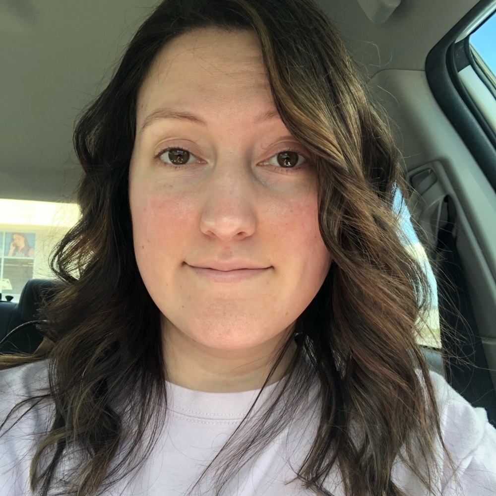 Meet your Posher, Darien